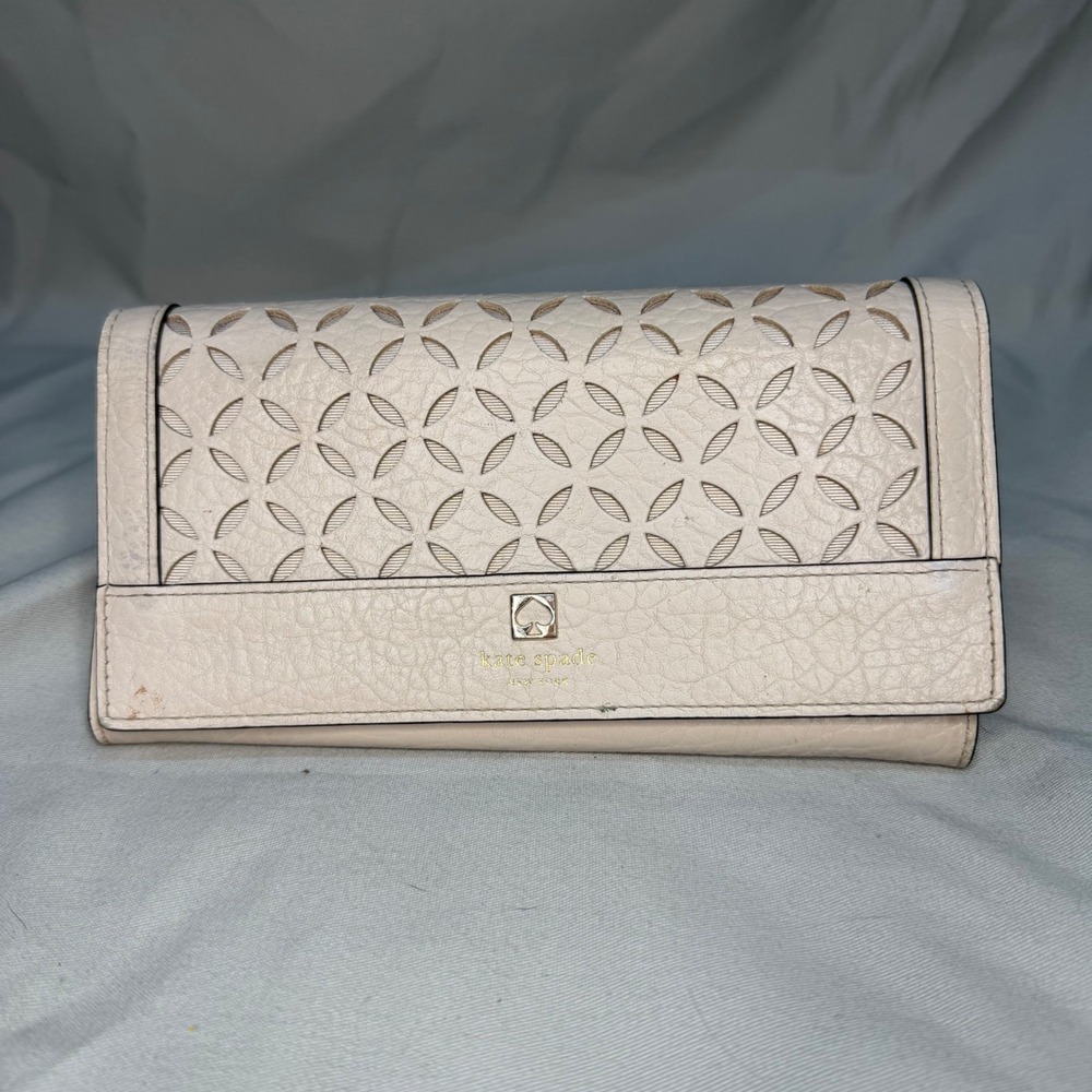 Kate Spade New York Cream Pebbled Leather Laser Cut Petal Continental Wallet